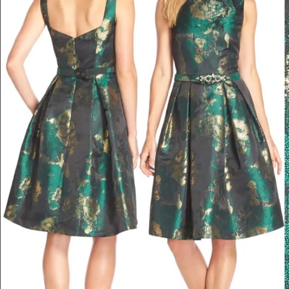 NWOT Eliza J Floral Fit & Flare Jacguard dress. Size 2. Metallic green gold